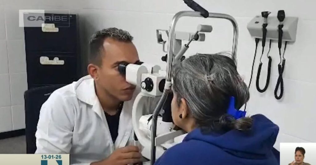 The Cuban regime tries to convey normality about its doctors in Venezuela