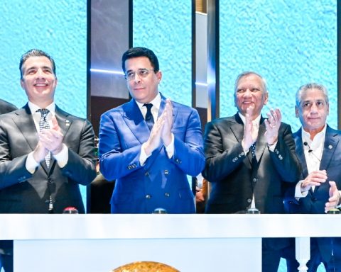 The Dominican Republic exhibits a more diverse tourist offer, with sports and shows