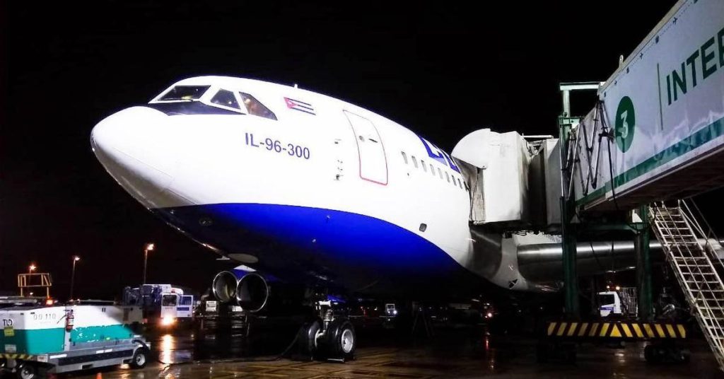 The Ilyushin repatriates Cuban soldiers stationed in Venezuela and replaces them with new personnel