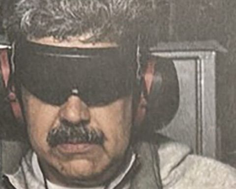 The US accuses Maduro of providing diplomatic protection to drug flights leaving Mexico between 2006 and 2008