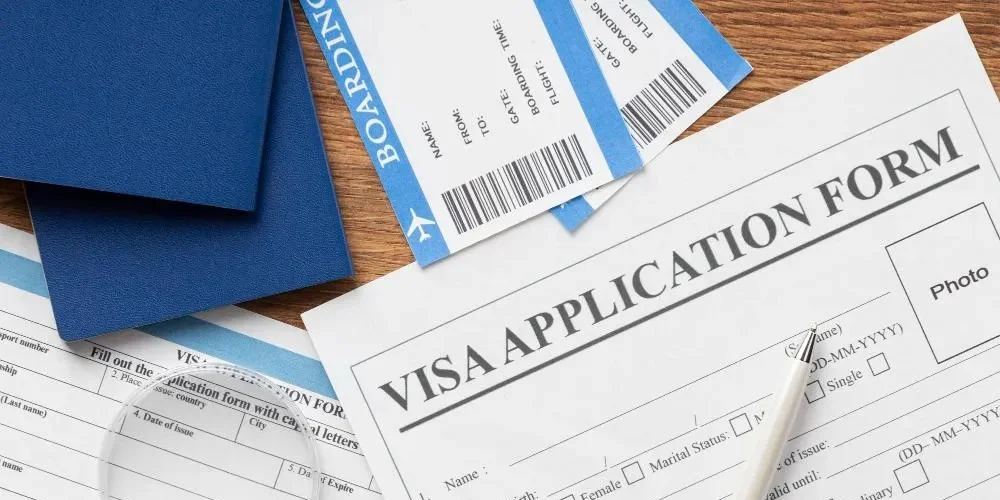 Aplicación de visa, Fianza