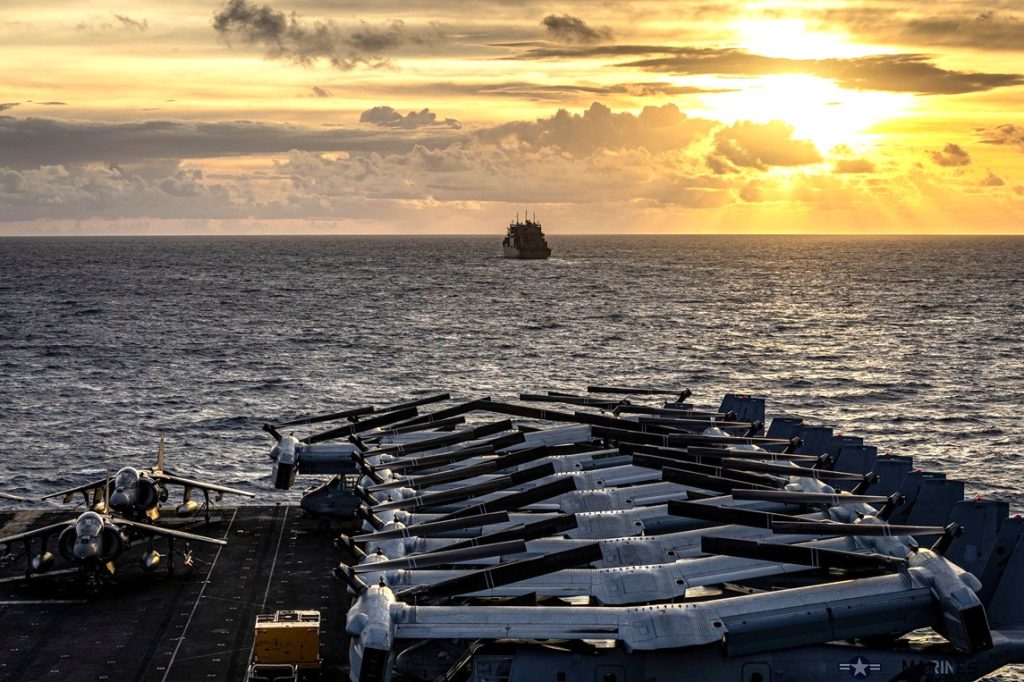 The United States moves part of its military fleet in the Caribbean to the north of Cuba