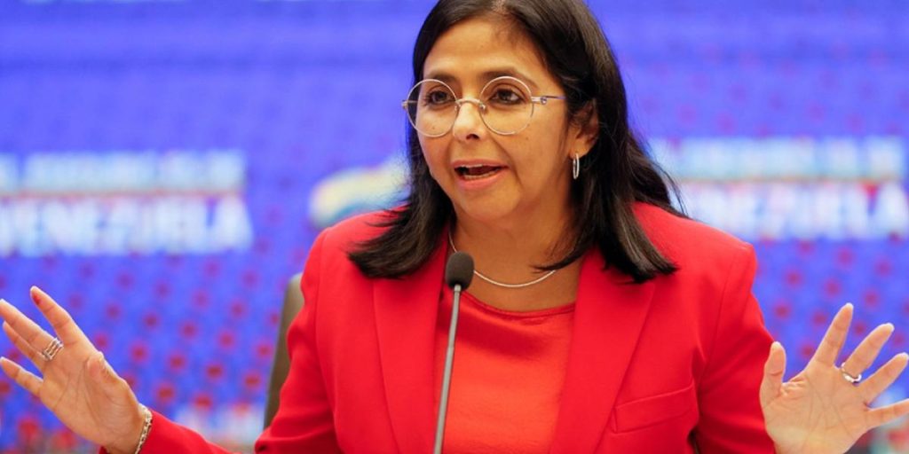 The director of the CIA meets with the interim president of Venezuela to "deliver US message"