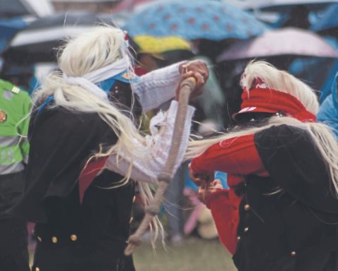 The majesty of the gamonal and the fury of the brave chinchilpo in Huayucachi (PHOTOS)