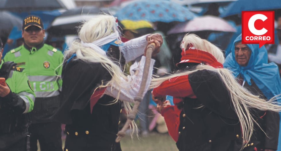 The majesty of the gamonal and the fury of the brave chinchilpo in Huayucachi (PHOTOS)