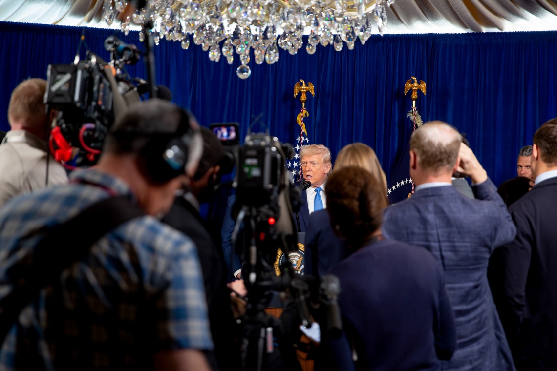 The world observes, without the ability to react, the return of threats