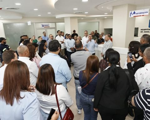 They announce the opening of the second phase of the Ángel María Gatón Regional Hospital