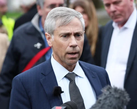 They deny changes in President Maduro's legal team