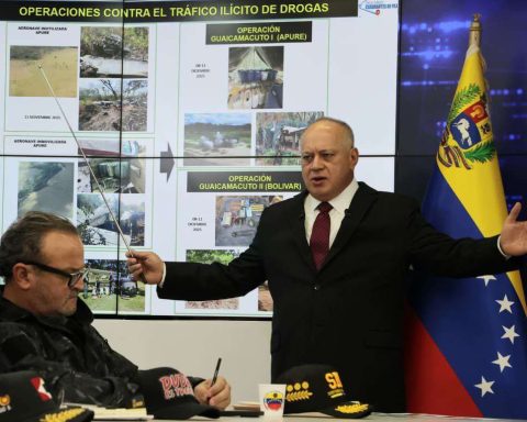 They destroy drug trafficking routes that operated in Lake Maracaibo