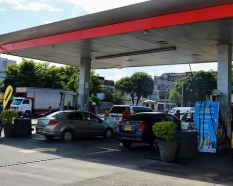 Estación de gasolina.