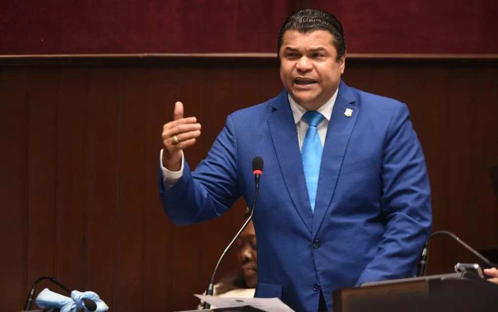 El diputado Tobías Crespo