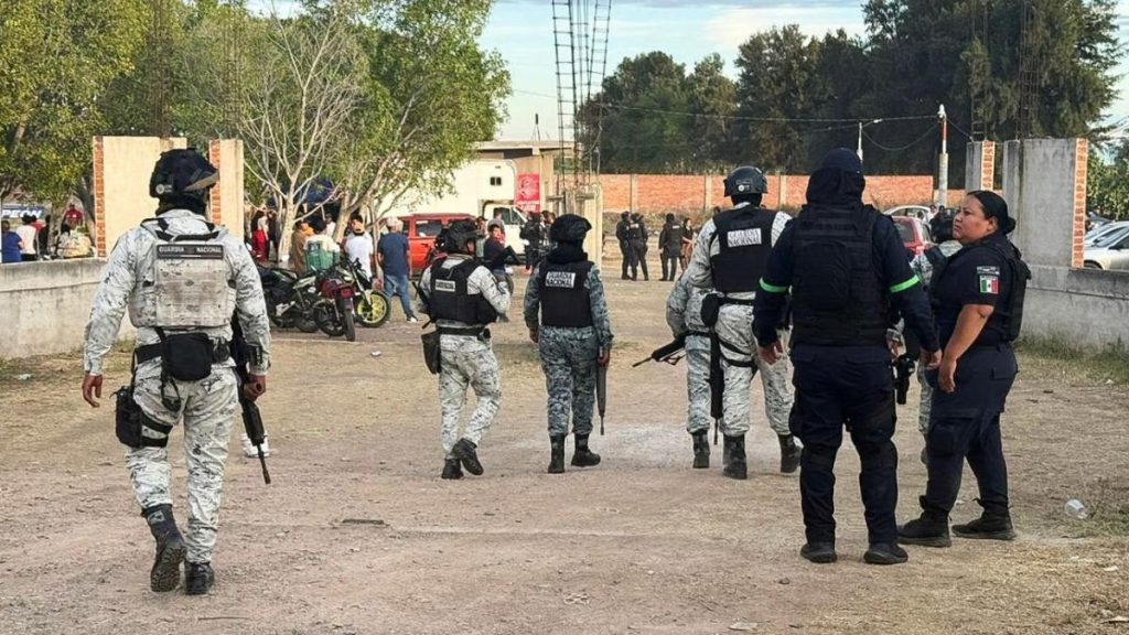 Tragedy in Mexico: an armed attack leaves at least 11 dead and 12 injured on a soccer field