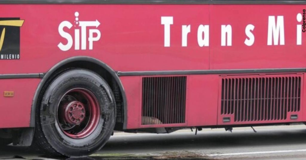 TransMilenio schedules on the Kings Bridge in 2026