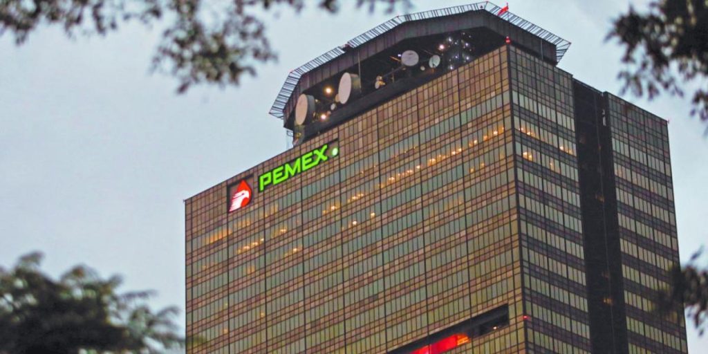 Transfers to Pemex skyrocketed; government granted him 392,000 million pesos
