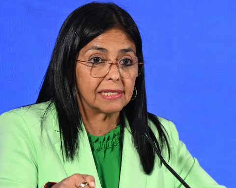 Transparency Venezuela demands that Delcy Rodríguez publish the liquefied petroleum gas export contract