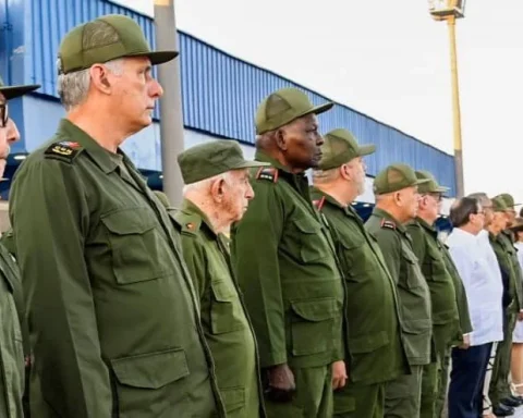 Jerarcas del régimen cubano reciben en La Habana los restos de los 32 cubanos fallecidos en Venezuela