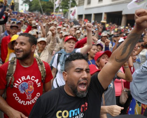 Trump Administration demands that Venezuela cut off with Cuba and other allies to reactivate oil