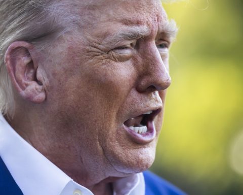 Trump affirms that the US has exerted a lot of pressure on Cuba and that its government “hangs by a thread”