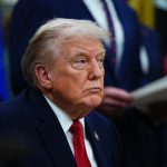 Trump declares a “national emergency” and threatens tariffs on countries that supply oil to Cuba