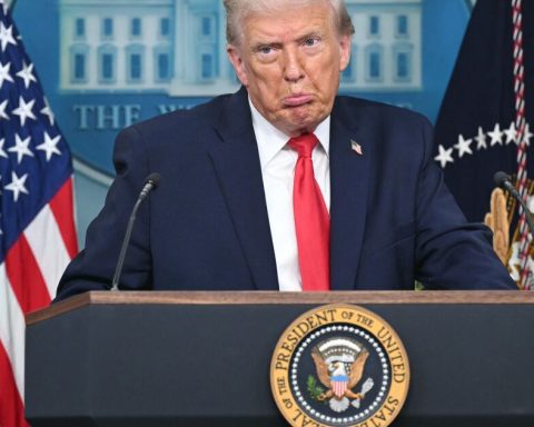 Trump regrets that his economic message "does not arrive" to the Americans