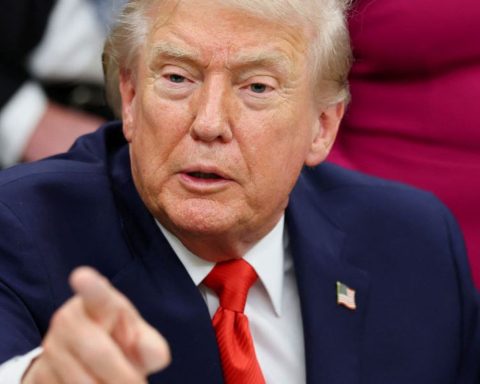 Trump says the United States “stands ready to help Iran”