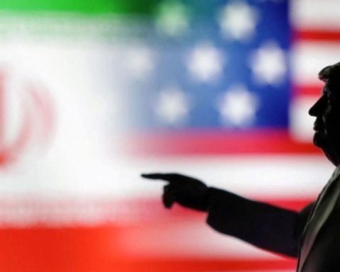 Trump threatens to “wipe out” Iran if they try to kill him