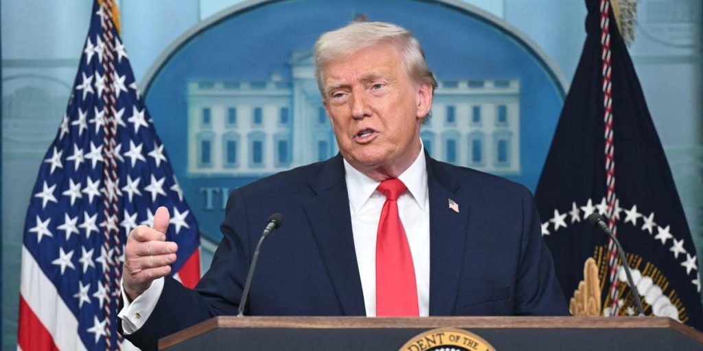 Tycoon threatens again with ground anti-drug offensive