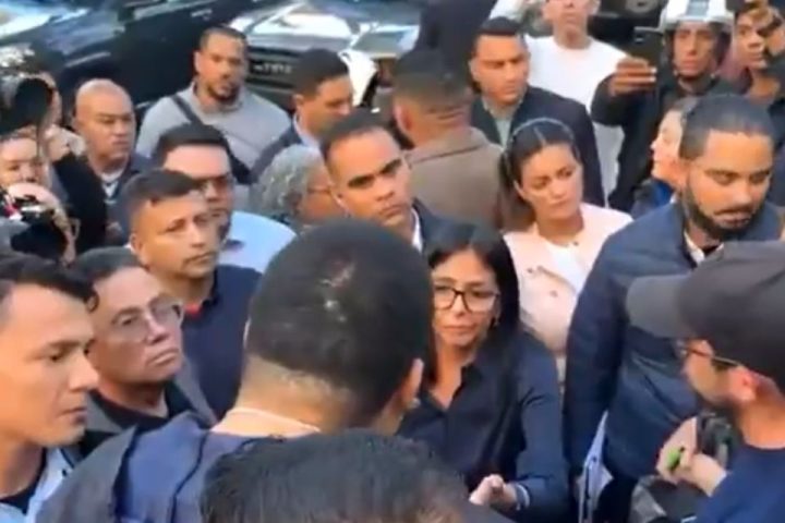 Estudiantes UCV Delcy presos