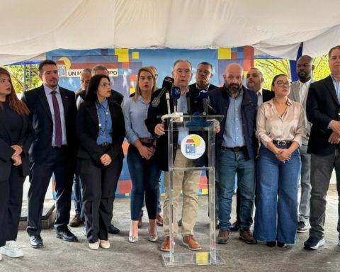 UNT proposes political amnesty, economic emergency and reconciliation