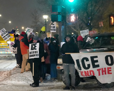 US government investigates Minnesota authorities for hindering federal agents