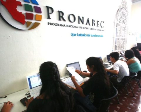 Uncertainty in Beca 18: Comptroller's Office warns of lack of budget and delays in Pronabec