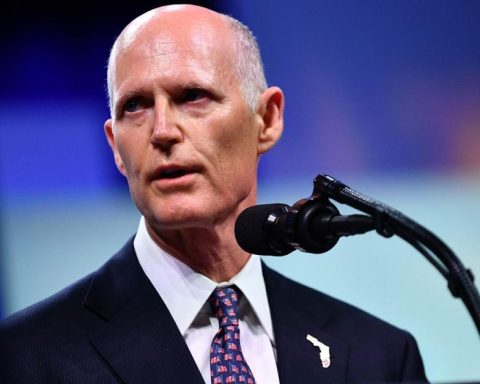 United States Senators, Democrats and Republicans, put Cuba in the spotlight