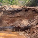 Vehicular passage restricted in La Guairita due to main pipe breakage