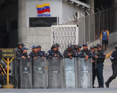 Venezuela announces first releases of opponents after Maduro's capture by the US