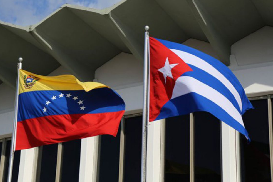 Venezuela ratifies "historic" relationship with Cuba without mentioning Trump's warning