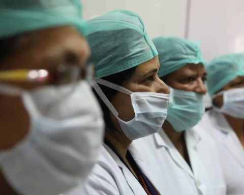 Venezuelan nursing demands decent salaries in public letter to Delcy Rodríguez