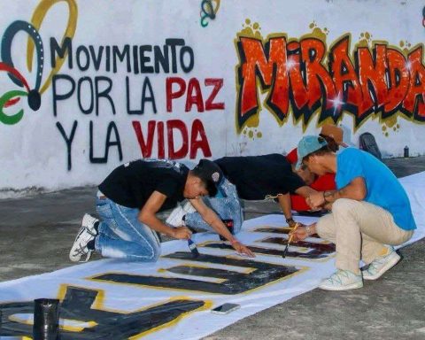 Venezuelans ask for the release of President Maduro and Cilia Flores