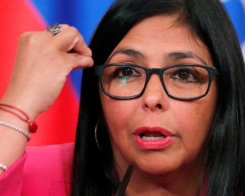 Vice President of Venezuela says country will not be a US colony