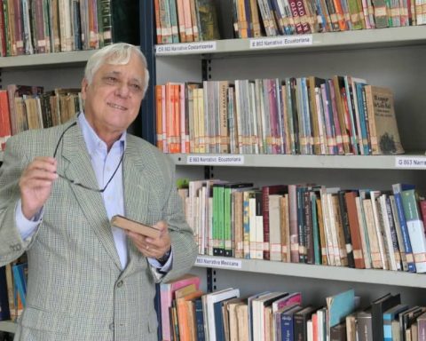 Virgilio López Lemus receives the 2025 National Literature Prize, after more than five decades of intellectual work