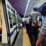 ¿Qué pasa en la Línea 1 del Metro que obliga a pasajeros a bajarse en Hermana Mirabal?