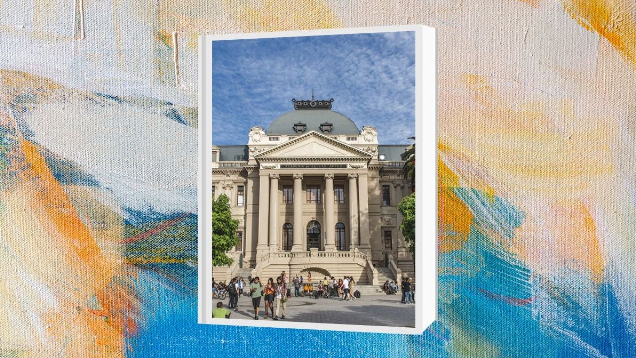 What museums can you visit in Santiago and what works are on display?