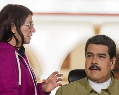 Cilia Flores y Nicolás Maduro en 2016