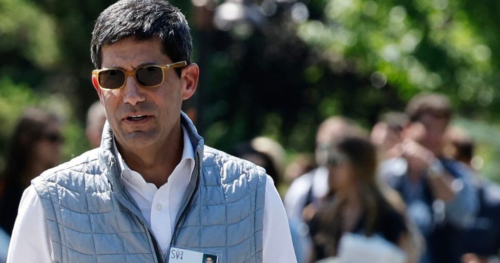 Who is Kevin Warsh? Trump's pick to chair the Federal Reserve