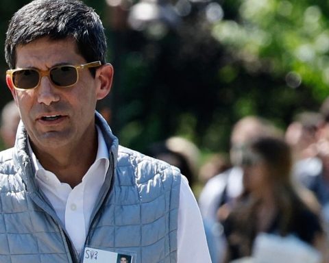 Who is Kevin Warsh? Trump's pick to chair the Federal Reserve