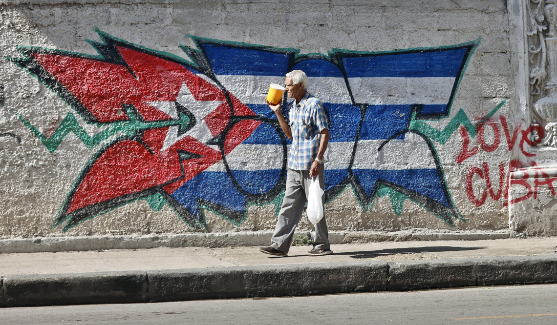 Why are the reforms not advancing? We Cubans will have to fix it, no one else