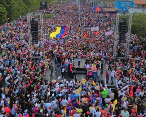 Working class mobilizes in defense of the oil industry