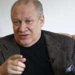 "I see no signs in the US of a military operation in Cuba"says Rafael Rojas