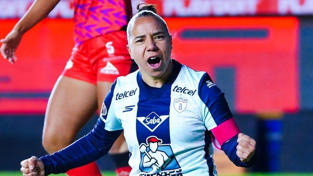 0-3: Charlyn Corral, goal and expulsion for grabbing Quejada by the hair