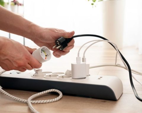 10 appliances and objects that you should unplug to save energy