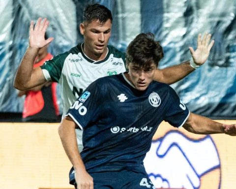 2-1: Argentina's 'covered' player now has three out of three and is the unexpected leader